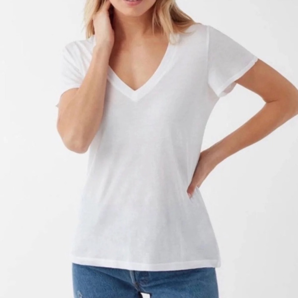 NWOT BP V Neck Basic White T Shirt - Picture 2 of 8